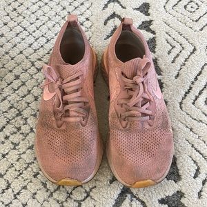 Nike knit fly sneakers